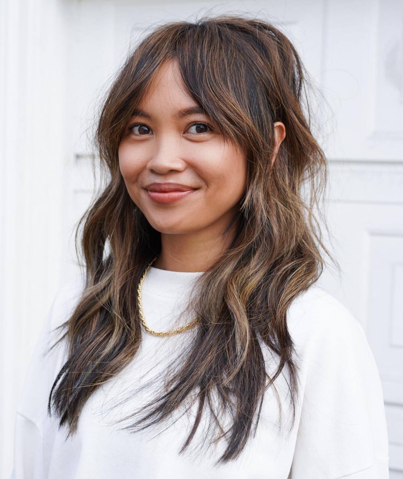 Round Face Long Wavy Shag with Bangs