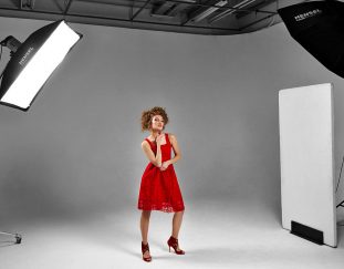 auswahl-der-beleuchtung-fuer-ein-fotoshooting-im-beauty-stil